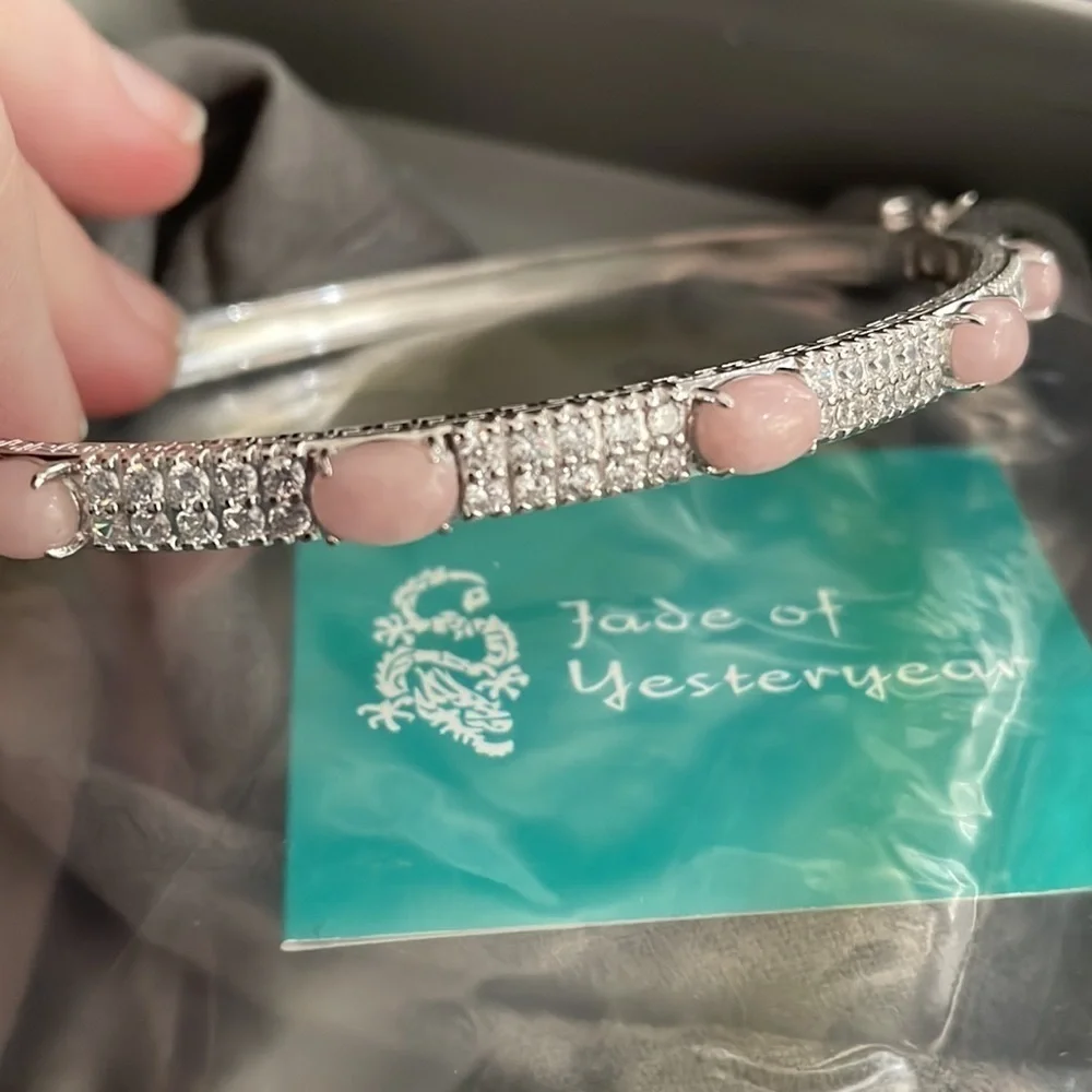 Jade of Yesteryear Sterling Silver Pink Jade Oval Bangle Bracelet, 7-3/4" - Picture 4 of 9